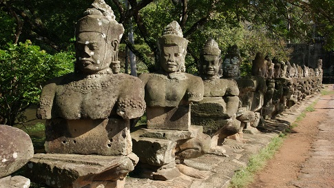 Les statues dAngkor Thom Tamtours