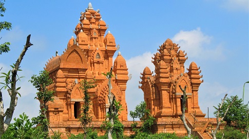 Les tours Cham au Centre du Vietnam Tamtours